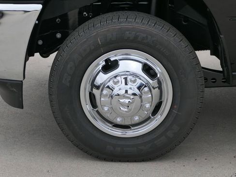 New 2026 RAM 3500 Tradesman image 11