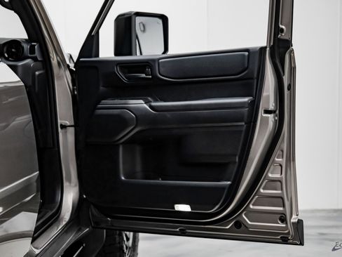 Used 2024 Toyota Land Cruiser image 77