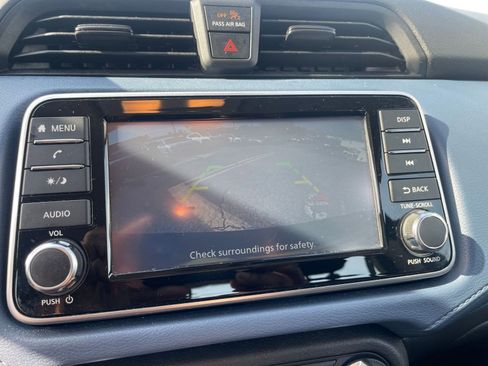 Used 2025 Nissan Versa SV image 22