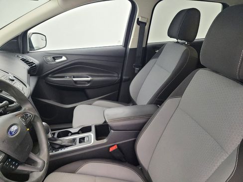 Used 2017 Ford Escape SE image 17