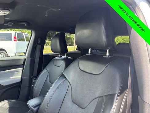 Used 2023 Jeep Compass Limited AWD/4WD image 6