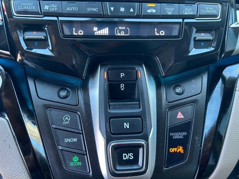 Used 2022 Honda Odyssey Touring image 22