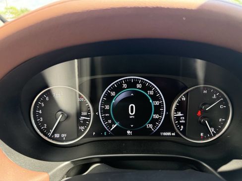 Used 2018 Buick Enclave Avenir w/ Avenir Technology Package image 19