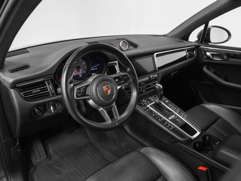 Certified 2020 Porsche Macan S AWD/4WD image 43