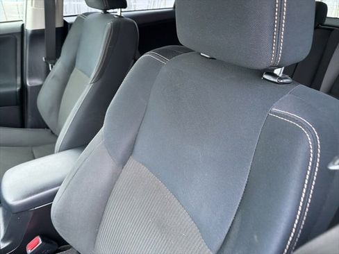 Used 2013 Toyota RAV4 XLE image 30