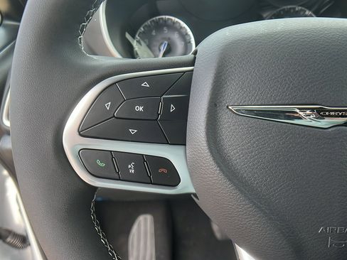 New 2026 Chrysler Voyager LX image 24