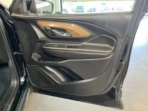 Used 2020 GMC Terrain SLE FWD image 13