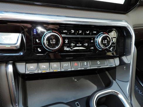 New 2026 GMC Sierra 1500 Denali w/ Denali Reserve Package image 23