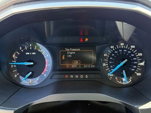 Used 2017 Ford Edge SEL image 15