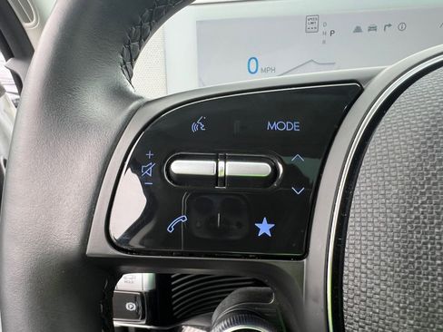 Used 2024 Hyundai Ioniq 5 Limited image 17