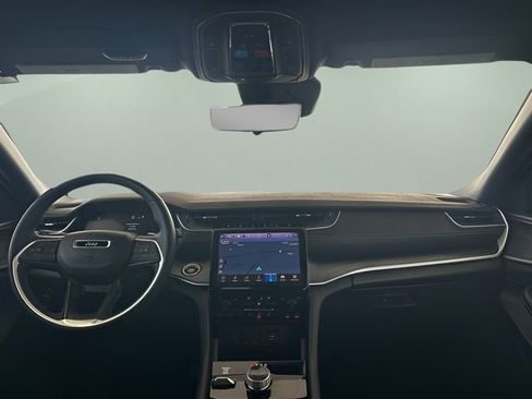 Used 2024 Jeep Grand Cherokee L Limited w/ Luxury Tech Group II image 53