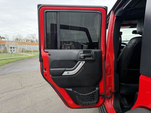 Used 2017 Jeep Wrangler Rubicon image 19