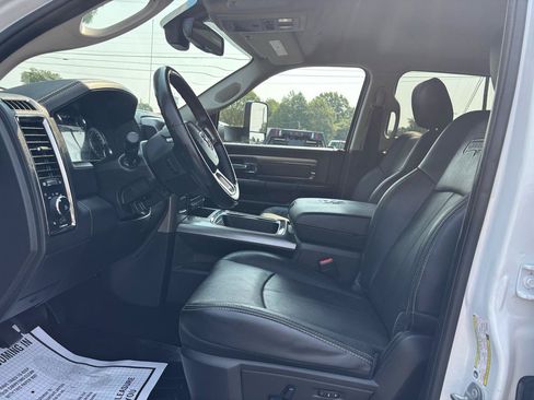 Used 2018 RAM 2500 Laramie w/ Sport Appearance Group AWD/4WD image 10