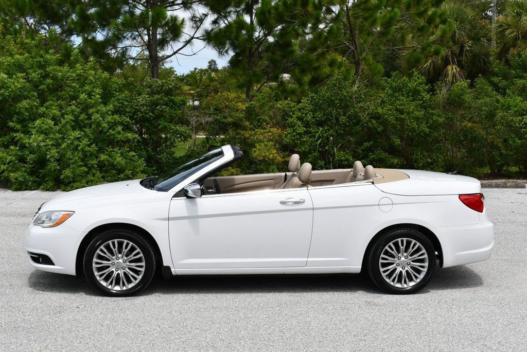 Used 2012 Chrysler 200 Limited FWD image 28