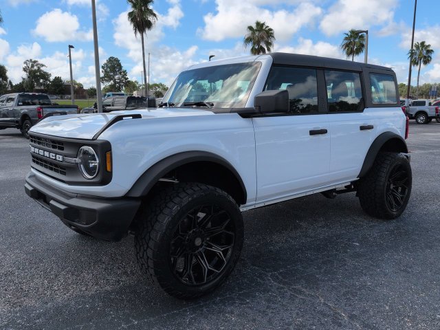 Used 2026 Ford Bronco 4-Door AWD/4WD image 9