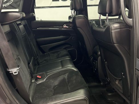 Used 2017 Jeep Grand Cherokee SRT AWD/4WD image 12