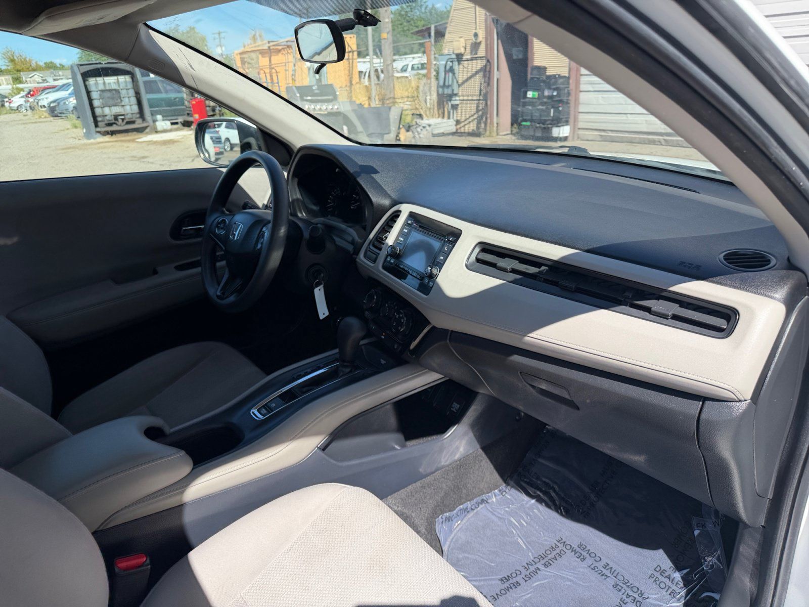 Used 2018 Honda HR-V LX image 16