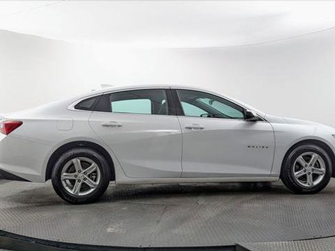 Used 2024 Chevrolet Malibu LT FWD image 9
