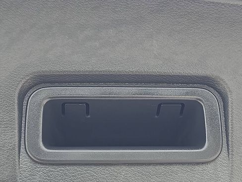 Used 2021 Nissan Rogue SV AWD/4WD image 16