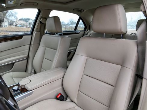 Used 2015 Mercedes-Benz E 350 4MATIC Sedan image 20