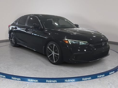 Used 2024 Honda Civic Touring image 4