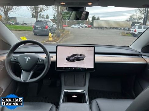 Used 2023 Tesla Model 3 Standard Range image 14