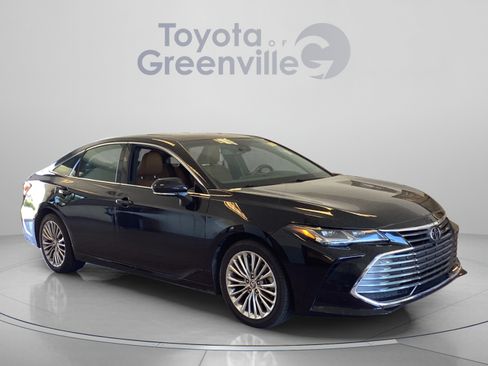 Certified 2022 Toyota Avalon Limited w/ Advanced Safety Package FWD image 8