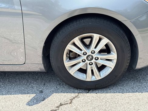 Used 2013 Hyundai Sonata GLS w/ Popular Equipment Pkg FWD image 10