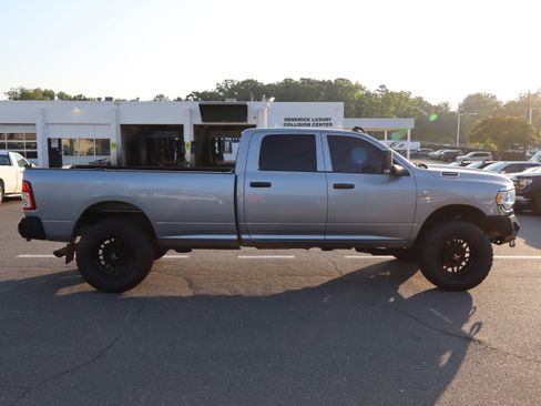 Used 2022 RAM 2500 Tradesman AWD/4WD image 22