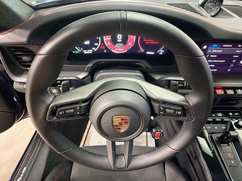 Certified 2025 Porsche 911 Carrera 4 GTS AWD/4WD image 36