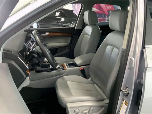 Certified 2022 Audi Q5 2.0T Premium Plus image 10