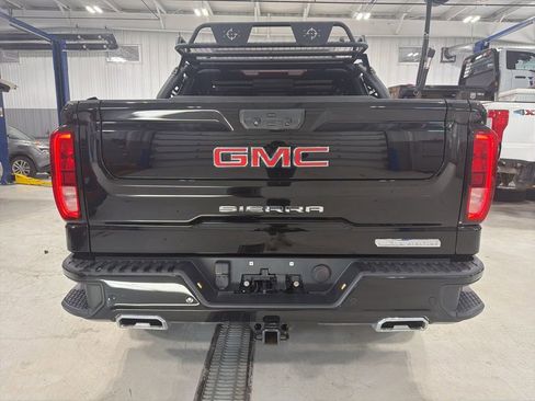 Used 2022 GMC Sierra 1500 Elevation w/ Elevation Premium Package image 10