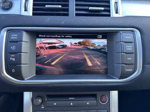 Used 2014 Land Rover Range Rover Evoque Pure Premium image 14