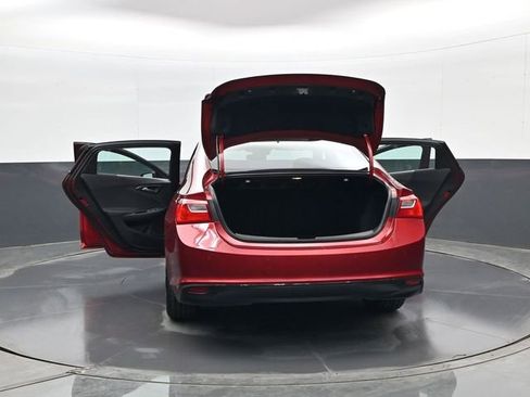 Used 2024 Chevrolet Malibu LT w/ LPO, Floor Liner Package image 32