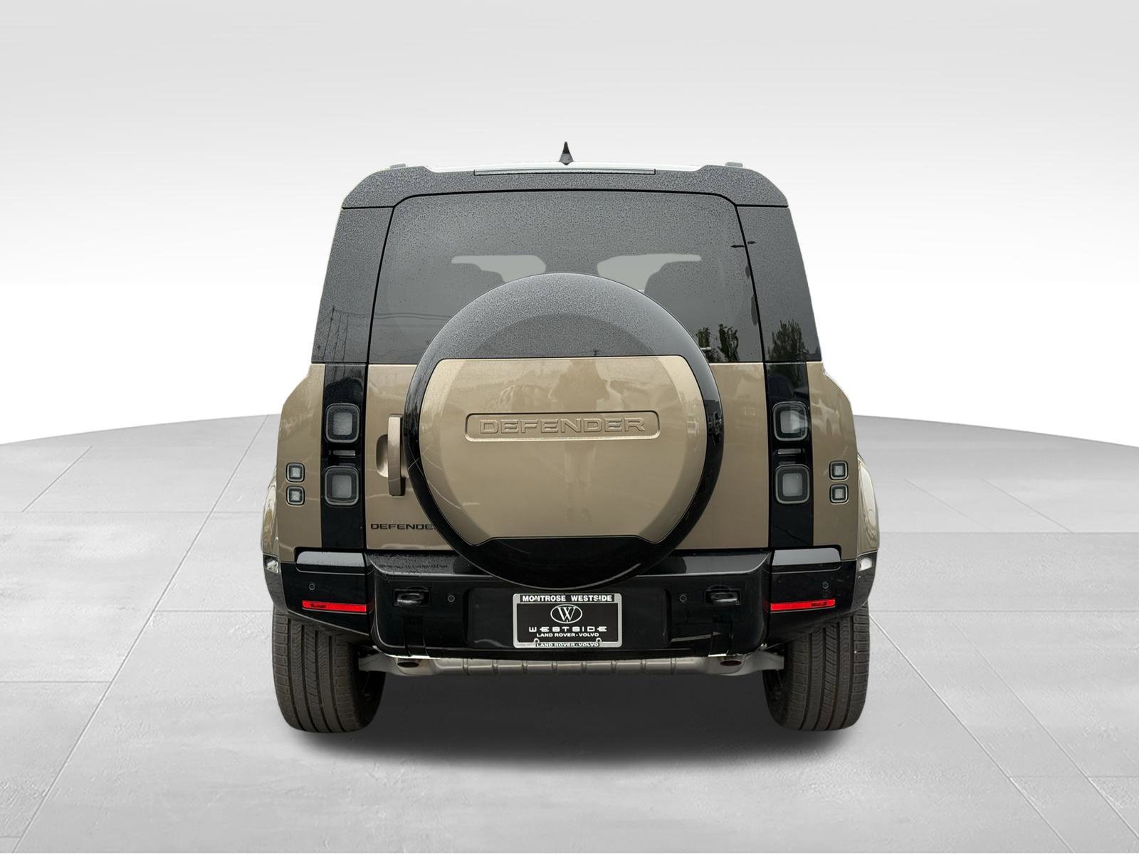 New 2026 Land Rover Defender 110 X-Dynamic SE AWD/4WD image 4