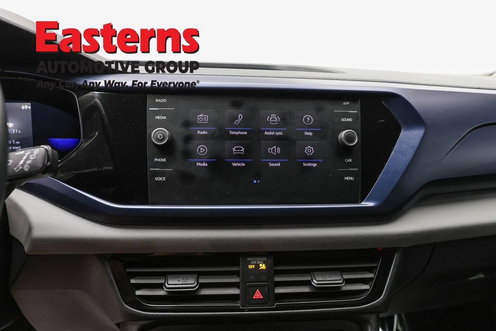 Used 2022 Volkswagen Taos SE AWD/4WD image 11