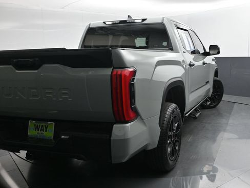 Used 2024 Toyota Tundra SR5 AWD/4WD image 31