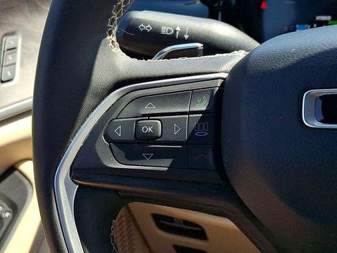 Certified 2023 Jeep Grand Cherokee 4WD 4xe w/ Luxury Tech Group II image 22