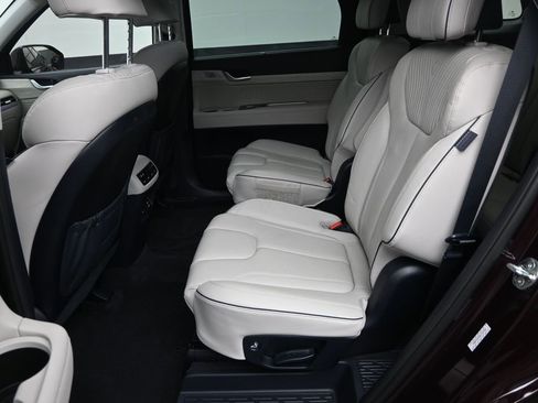 Used 2024 Hyundai Palisade Calligraphy image 14