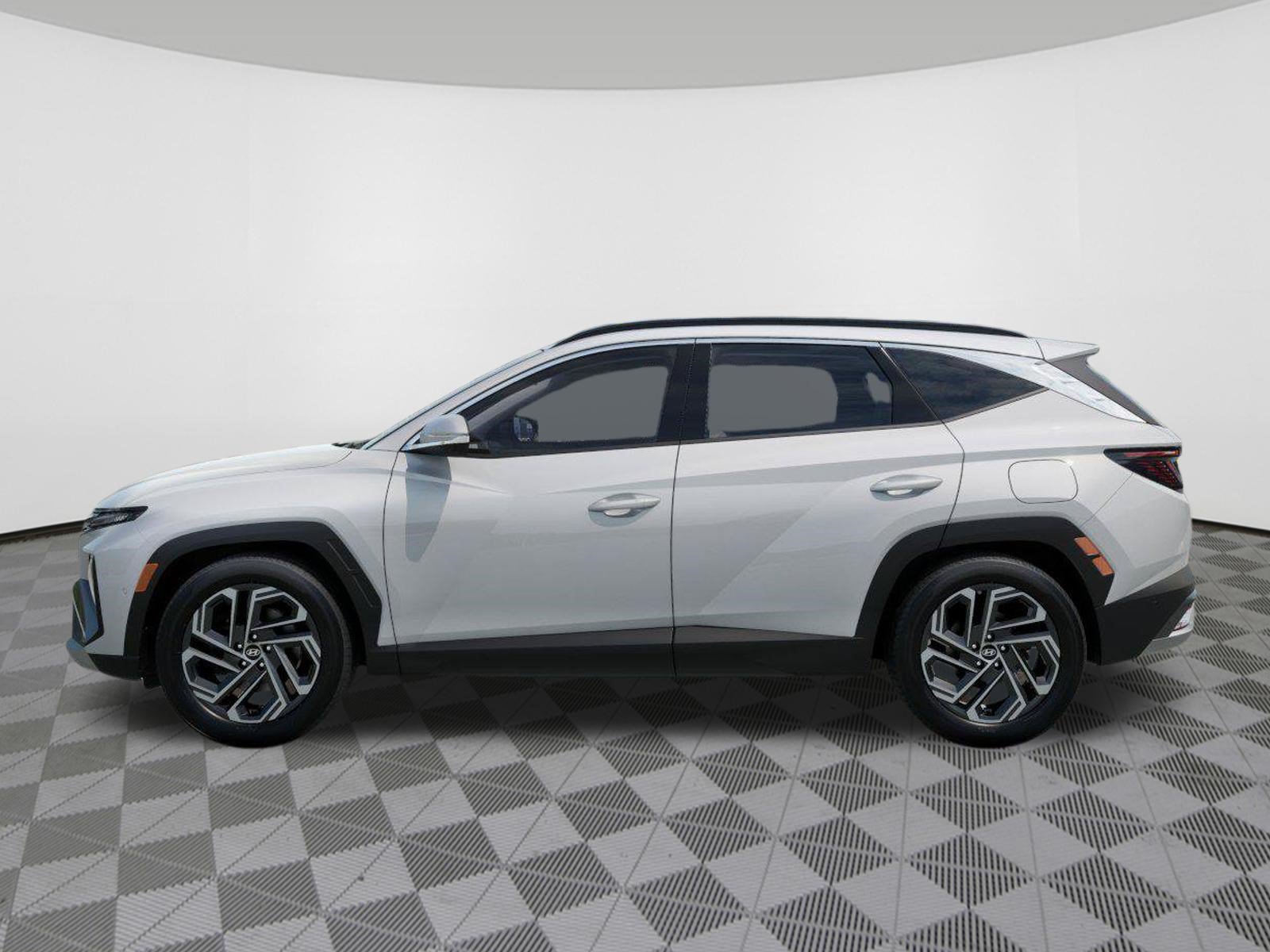 New 2026 Hyundai Tucson Limited AWD/4WD image 3