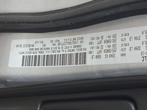 Used 2018 Jeep Grand Cherokee Altitude image 36