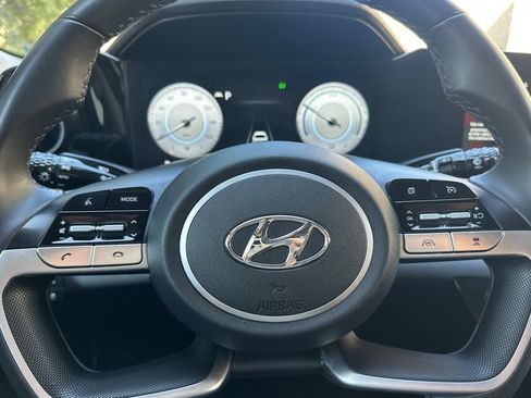Used 2023 Hyundai Elantra Limited w/ Cargo Package FWD image 22