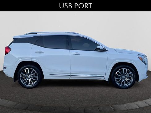 Used 2022 GMC Terrain Denali image 6