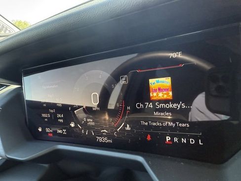 Used 2024 GMC Acadia Denali image 22