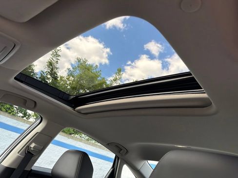 Certified 2024 Honda Accord EX-L image 11