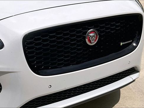 Used 2019 Jaguar E-PACE R-Dynamic S image 37
