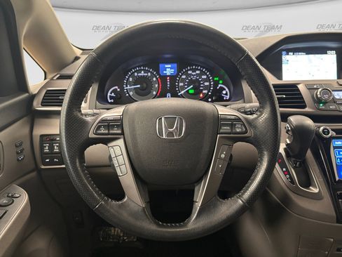 Used 2015 Honda Odyssey Touring image 38