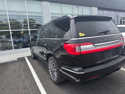 Used 2019 Lincoln Navigator Reserve w/ Cargo Package AWD/4WD image 2