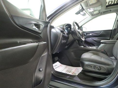Used 2018 Chevrolet Equinox LT w/ Sun & Infotainment Package AWD/4WD image 9