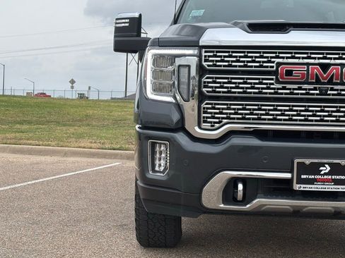 Used 2023 GMC Sierra 2500 Denali image 4